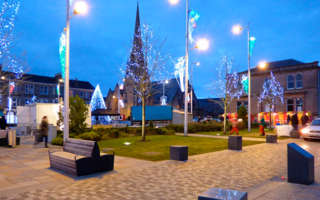 Helensburgh Winter Festival. CC-BY-SA/2.0 - © Thomas Nugent - geograph.org.uk/photo/5273022